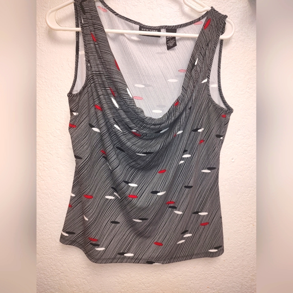 New York & company sleeveless top